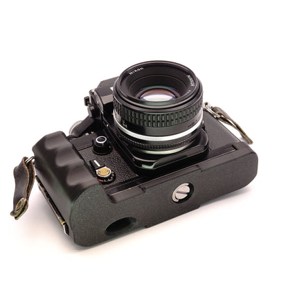 Impugnatura con attacco Arca Swiss per Nikon F2