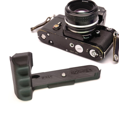 Impugnatura con attacco Arca Swiss per Nikon F2