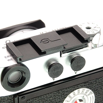 Double cold shoe adapter for light meter and external viewfinder